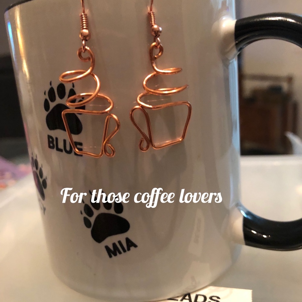 3D coffee cup earrings - Picture 3 of 5